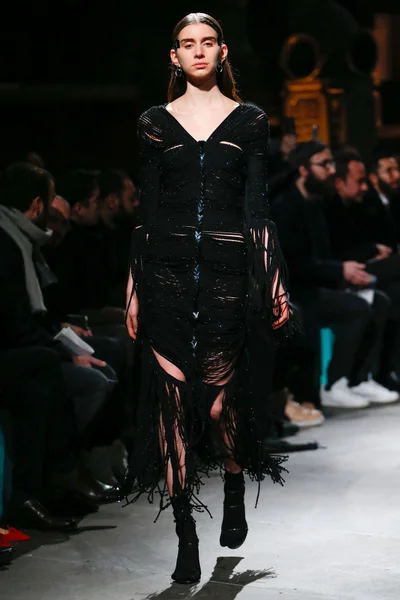 Look 68